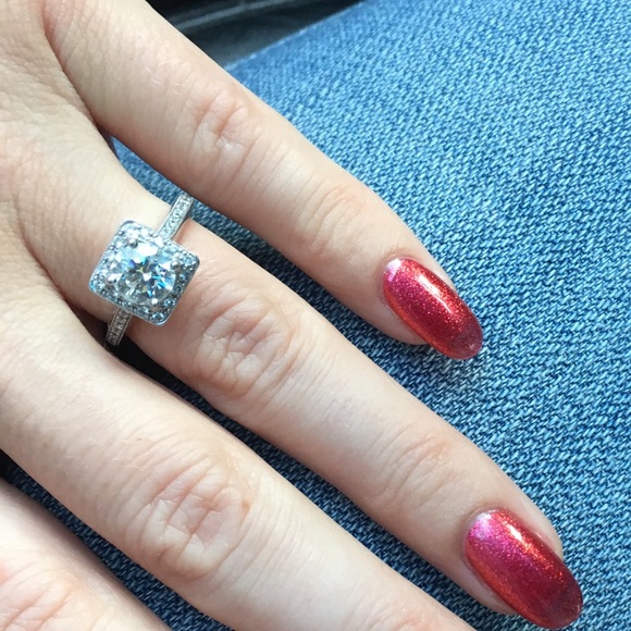 Diamond Engagement Ring - Picture 1 of 4